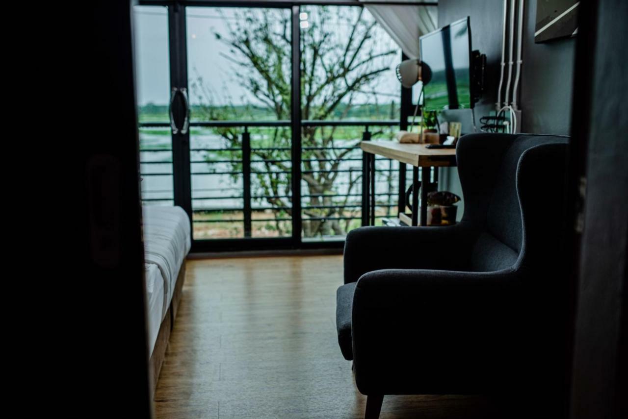 Canvas Family Home Трат Екстериор снимка