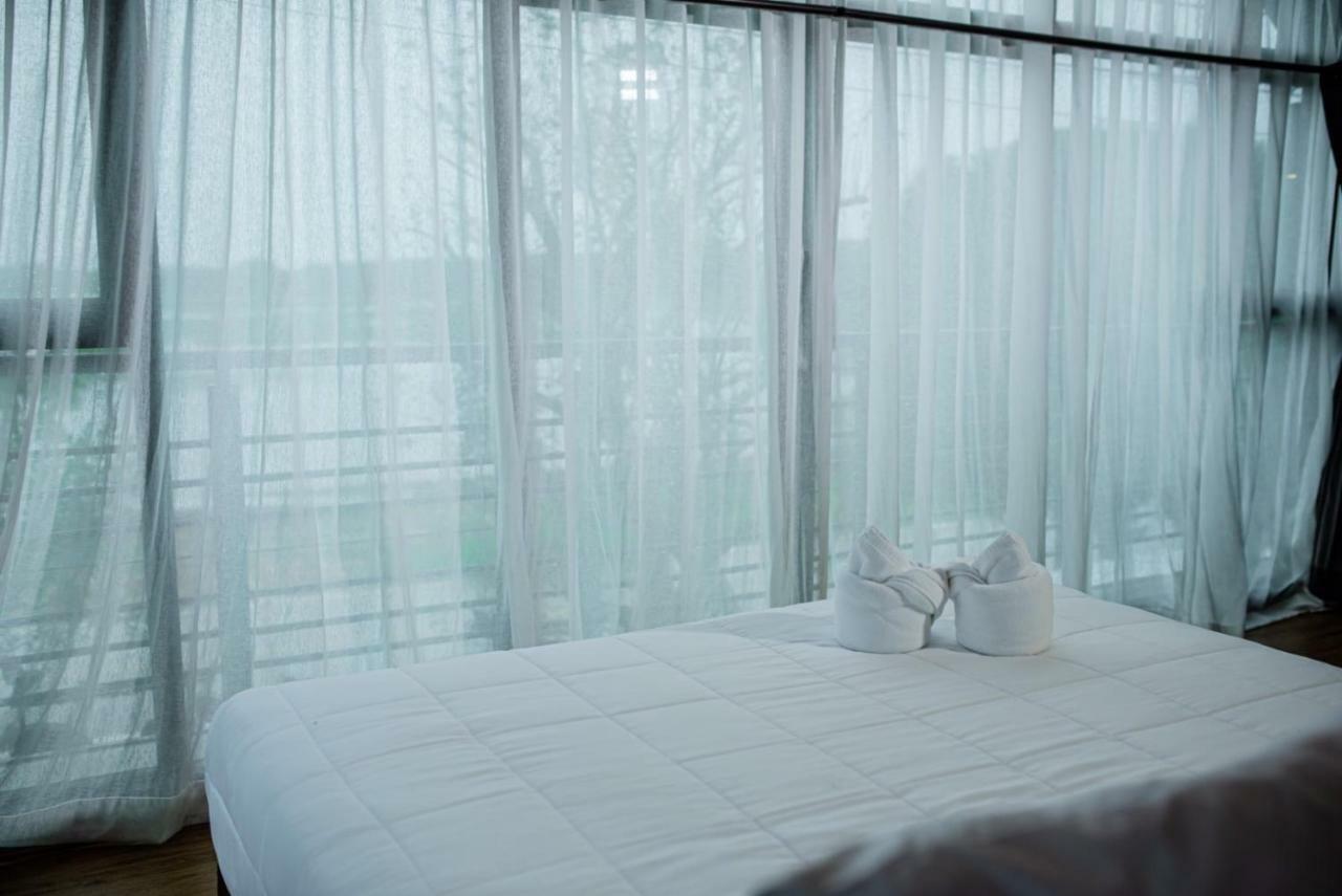 Canvas Family Home Трат Екстериор снимка